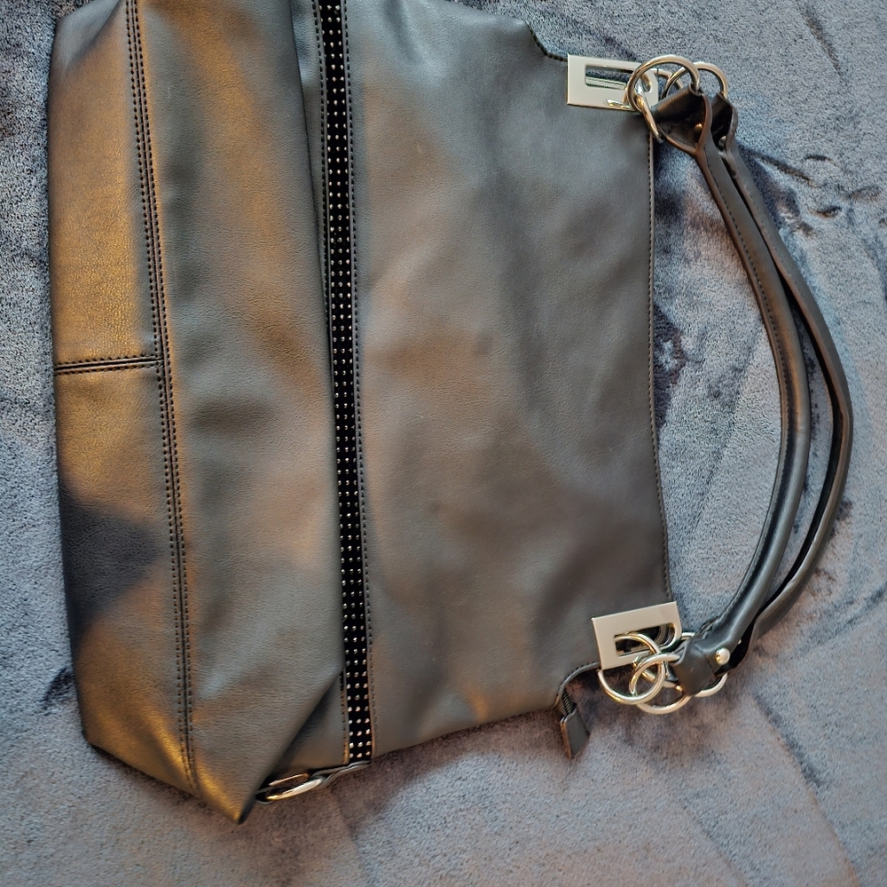 Black tote bag